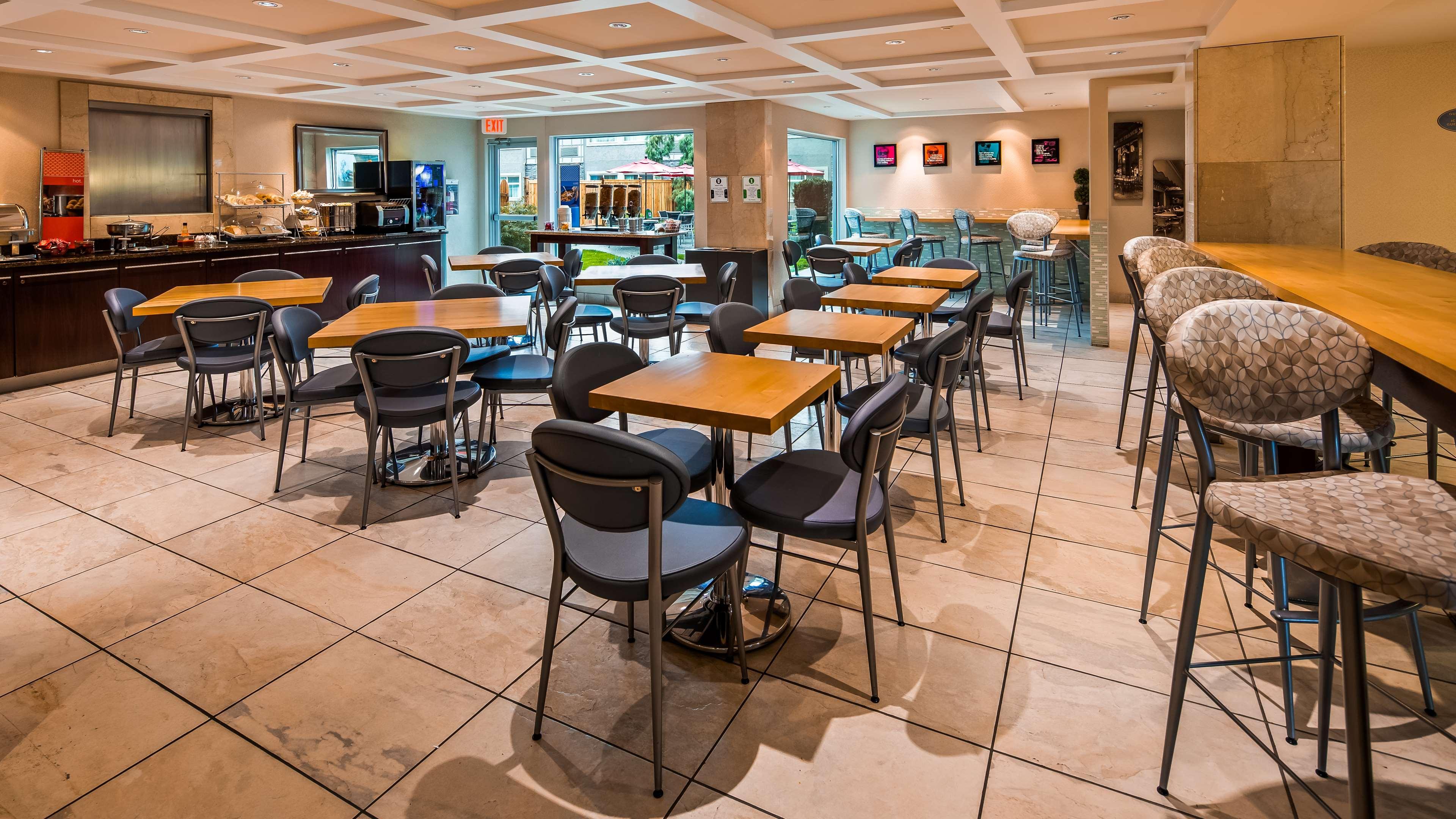 Best Western Plus Regency Inn And Conference Centre Άμποτσφορντ Εξωτερικό φωτογραφία