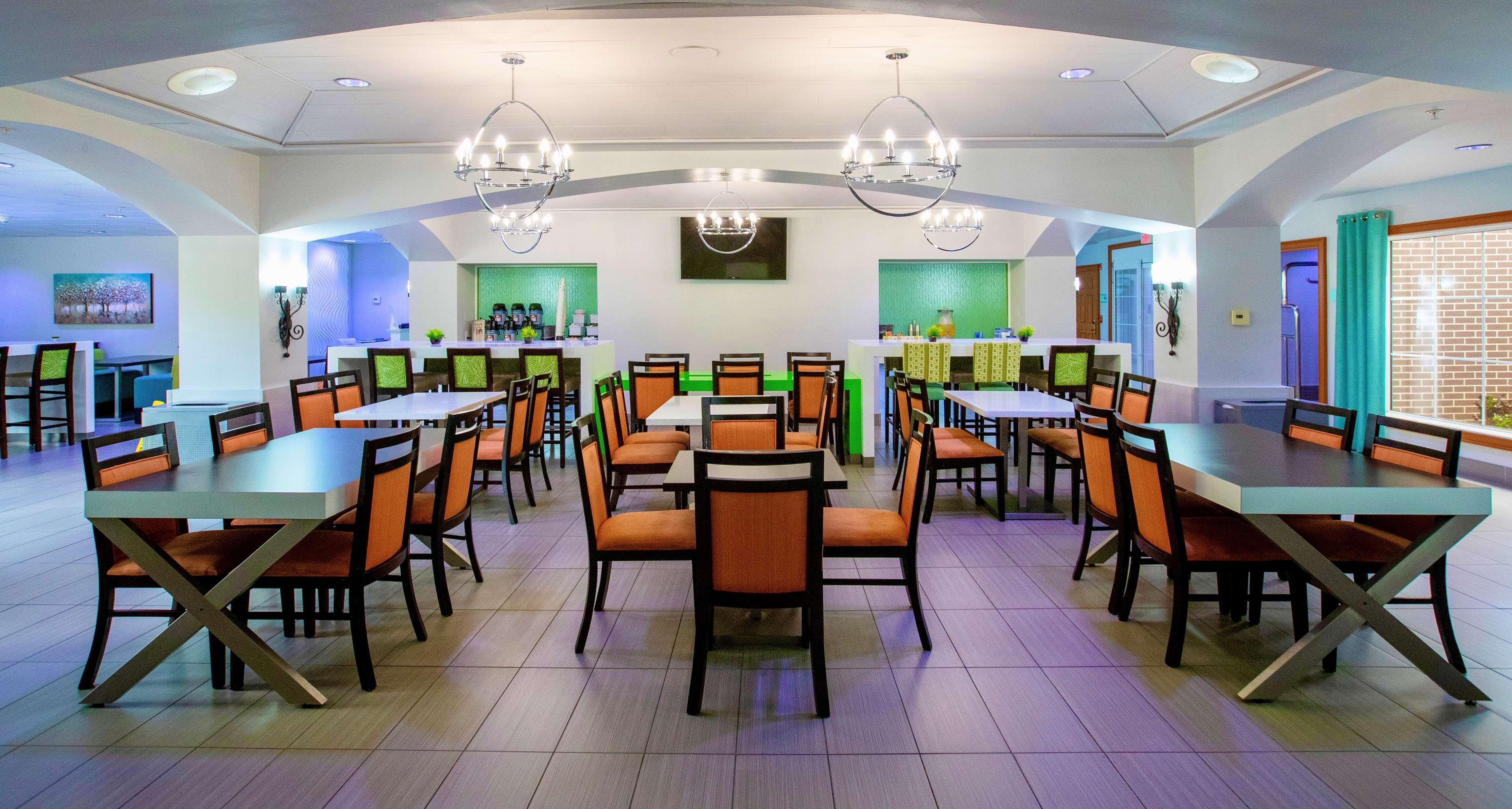 Best Western Plus Regency Inn And Conference Centre Άμποτσφορντ Εξωτερικό φωτογραφία